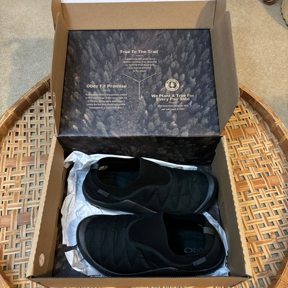 NWT Oboz Whakata Puffy Low Slippers - Picture 2 of 9